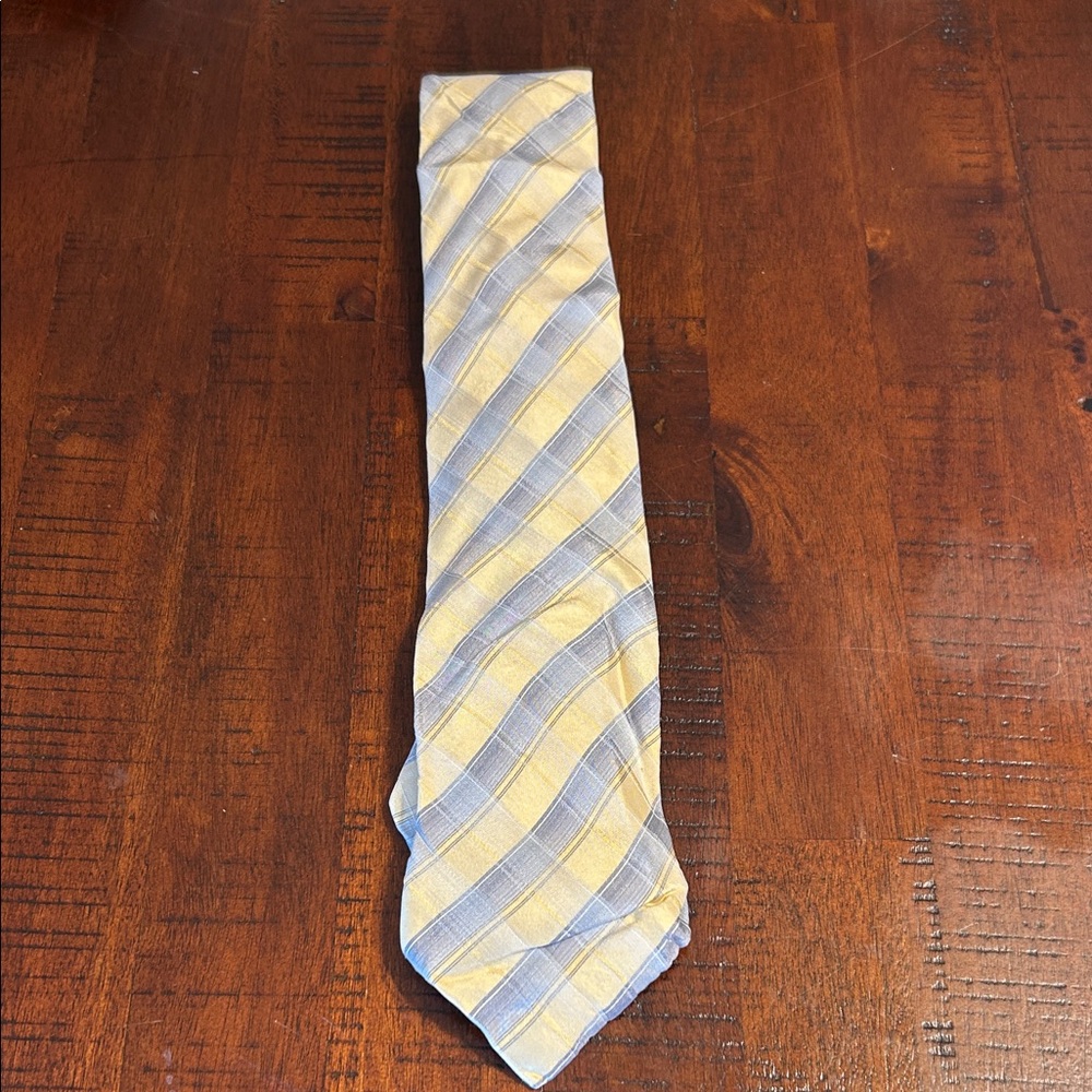 Pronto Uomo Tie with Yellow and Blue Stripes 100% Silk